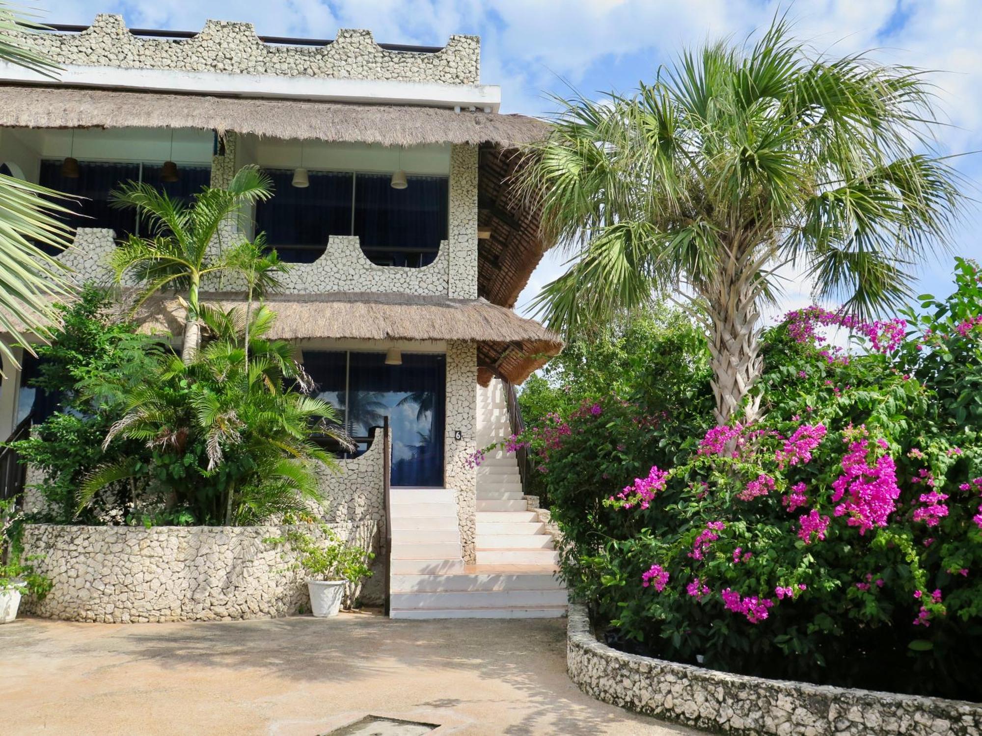 The Wild Orchid Resort - Моалбоал Екстериор снимка